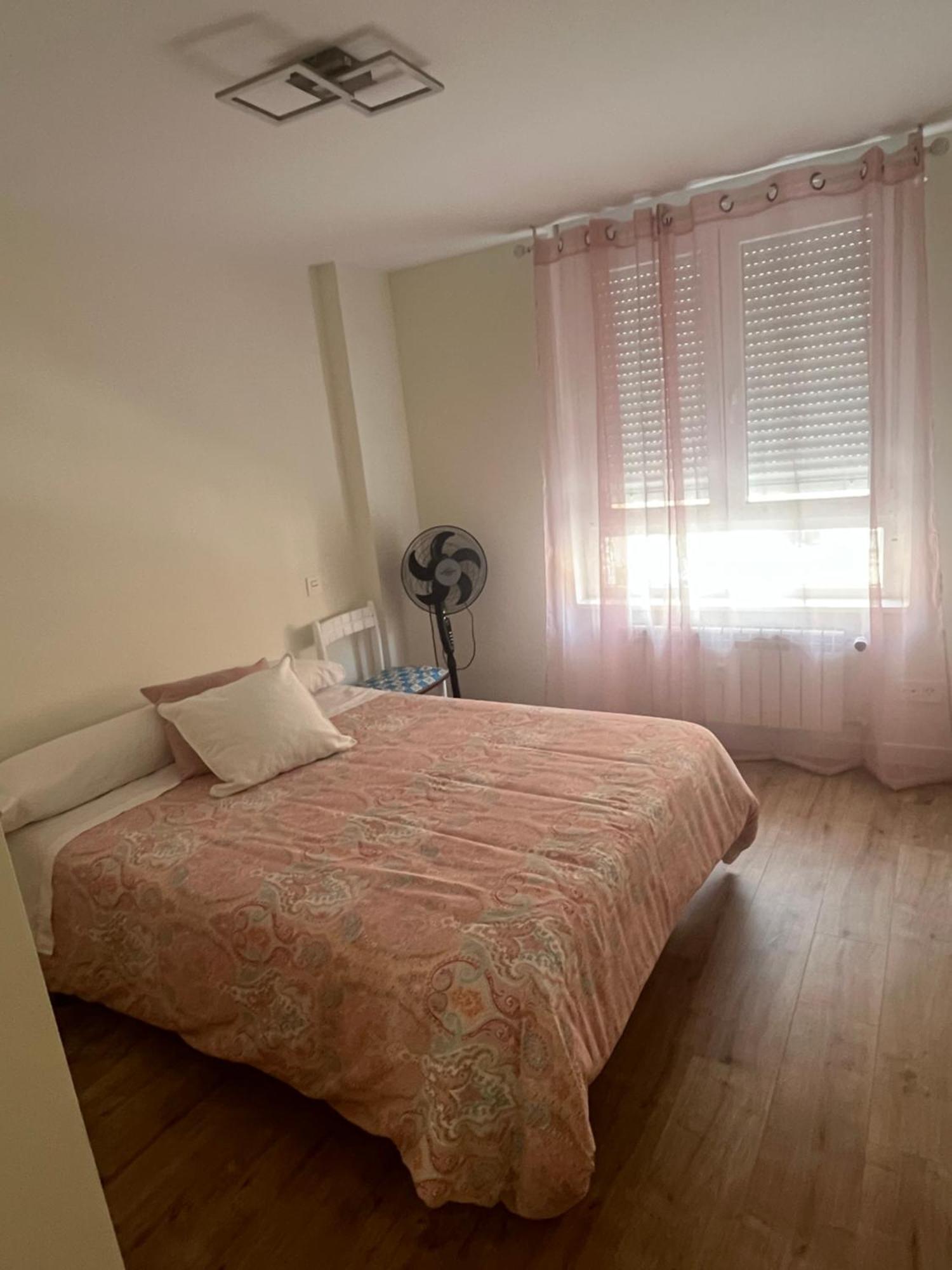 Apartamento Vacacional Burgo Exteriör bild